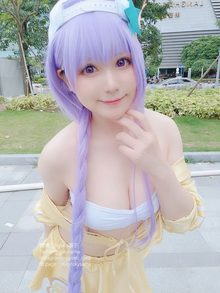 Nyako喵子《自撮り①》主题写真：207张全套美图，含6个视频