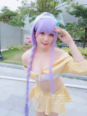 Nyako喵子《自撮り①》主题写真：207张全套美图，含6个视频