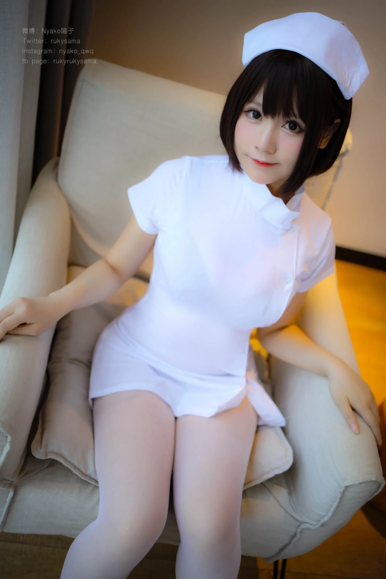 Nyako喵子《护士服》主题写真：155张全套美图，含4个视频