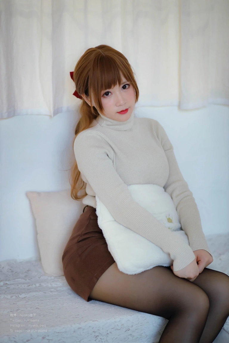 Nyako喵子《妄想彼女との同棲生活》主题写真：139张全套美图，含5个视频