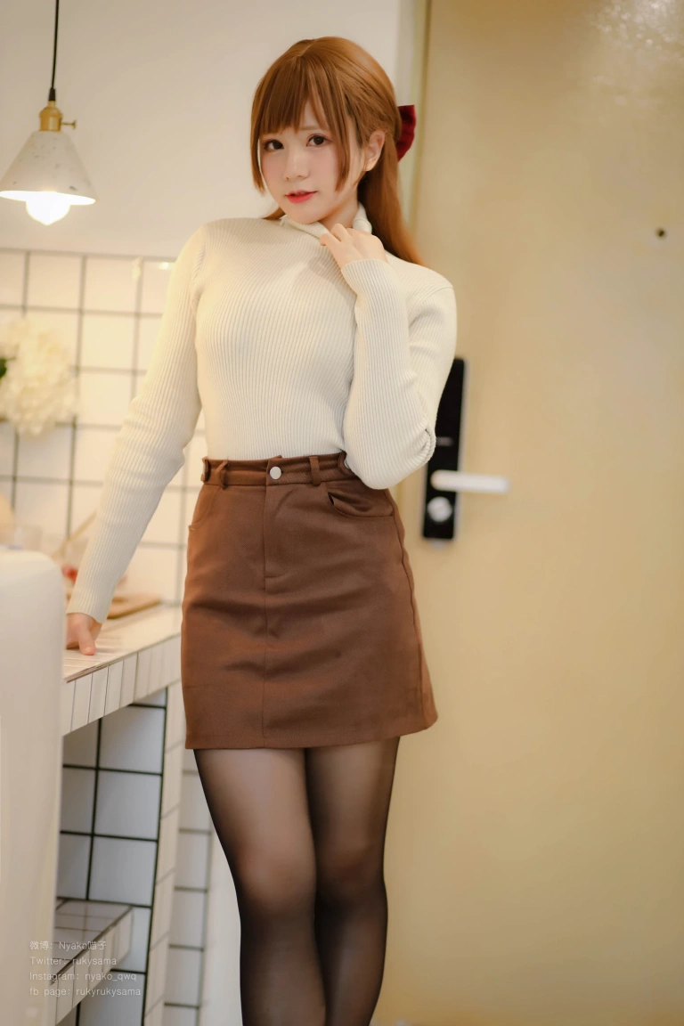 Nyako喵子《妄想彼女との同棲生活》主题写真：139张全套美图，含5个视频