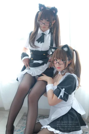 Nyako喵子&摇摇乐《双人女仆》主题写真：130张全套美图，含3个视频