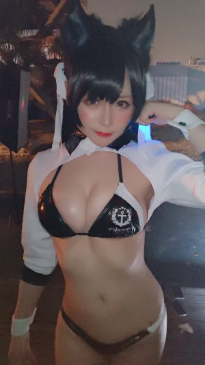 Nyako喵子《爱宕机车》主题写真：17张全套美图