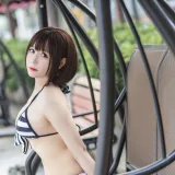 Nyako喵子《加藤惠泳装》主题写真：11张全套美图
