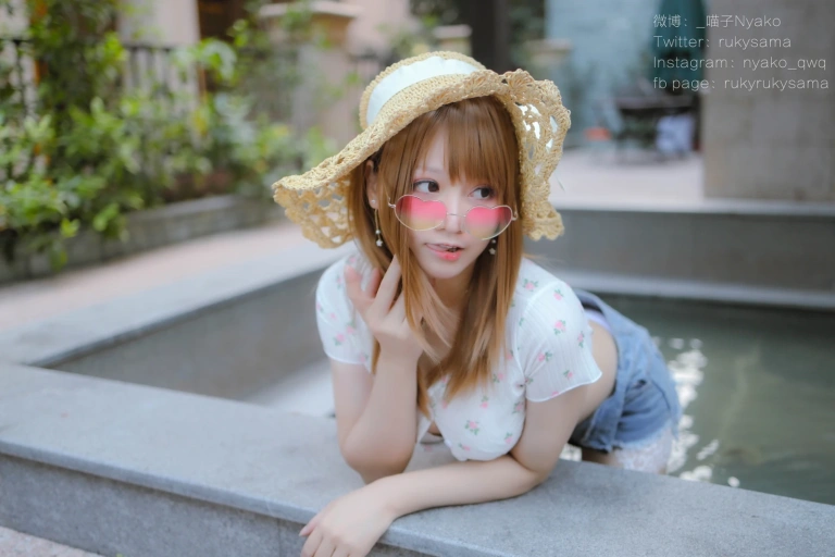 Nyako喵子《温泉旅行》主题写真：225张全套美图，含2个视频