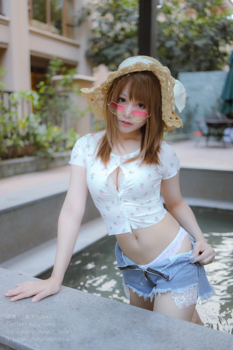 Nyako喵子《温泉旅行》主题写真：225张全套美图，含2个视频