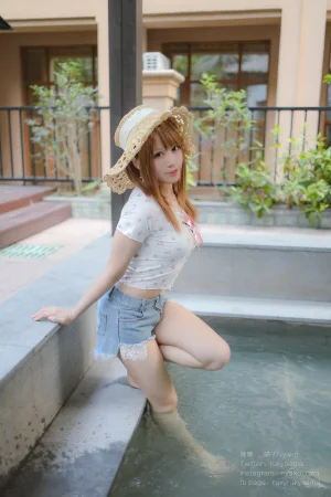 Nyako喵子《温泉旅行》主题写真：225张全套美图，含2个视频