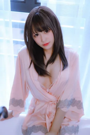 Nyako喵子《妄想彼女との同棲生活》主题写真：205张全套美图，含2个视频