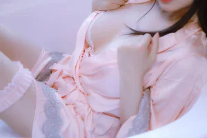 Nyako喵子《妄想彼女との同棲生活》主题写真：205张全套美图，含2个视频