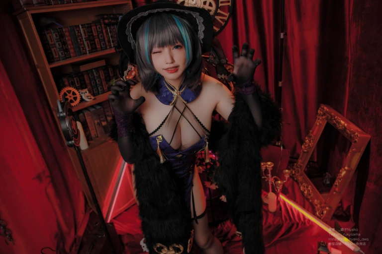 Nyako喵子《柴郡旗袍》主题写真：48张全套美图