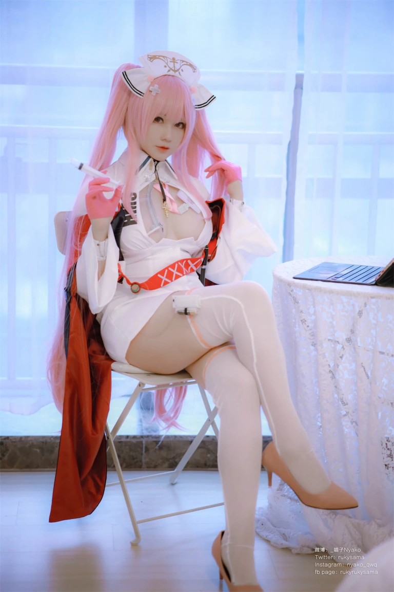 Nyako喵子《英仙座护士》主题写真：65张全套美图