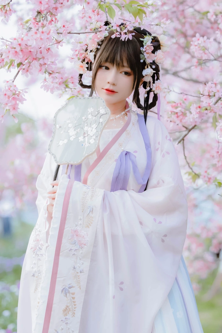 Nyako喵子《樱花汉服 花神祈愿》主题写真：52张全套美图