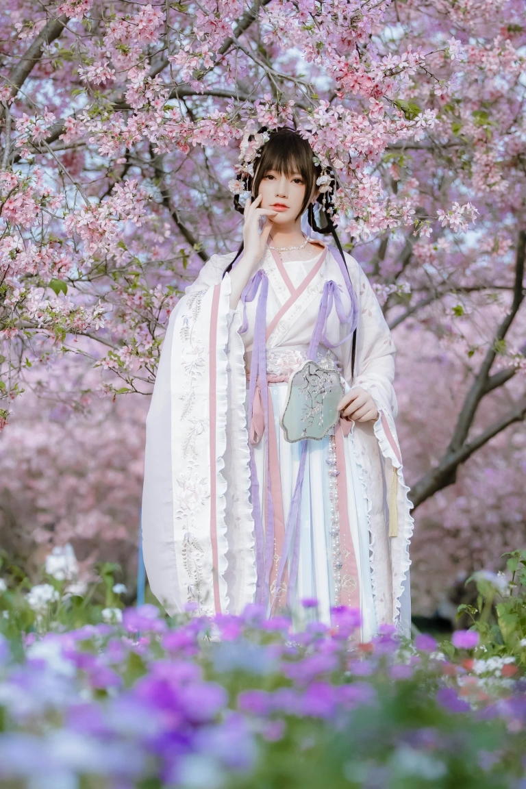 Nyako喵子《樱花汉服 花神祈愿》主题写真：52张全套美图