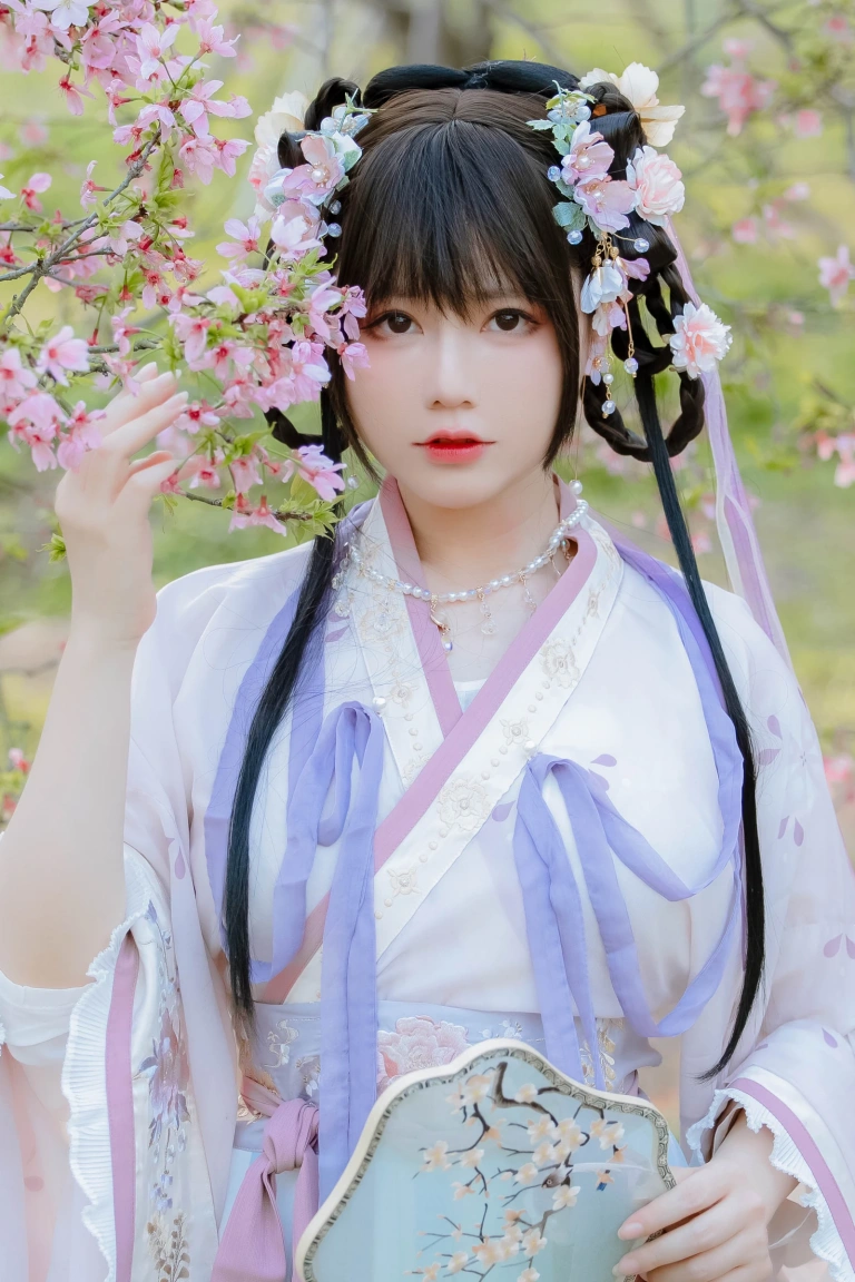 Nyako喵子《樱花汉服 花神祈愿》主题写真：52张全套美图