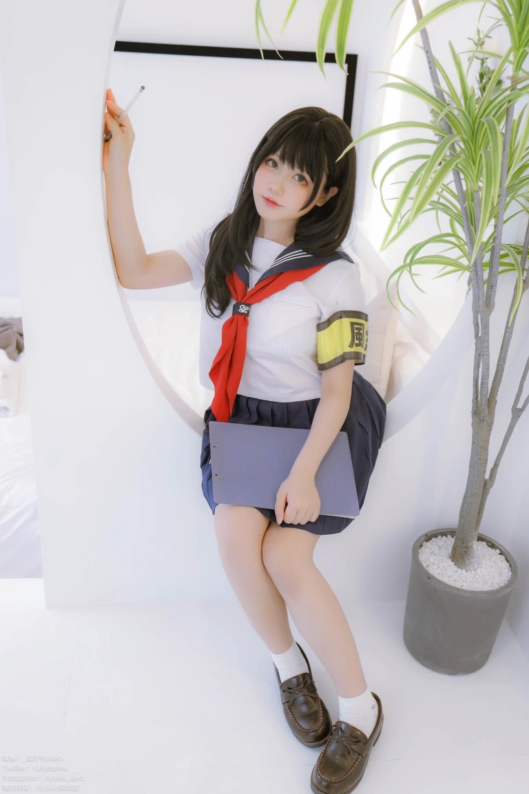 Nyako喵子《风纪委员》主题写真：85张全套美图，含1个视频