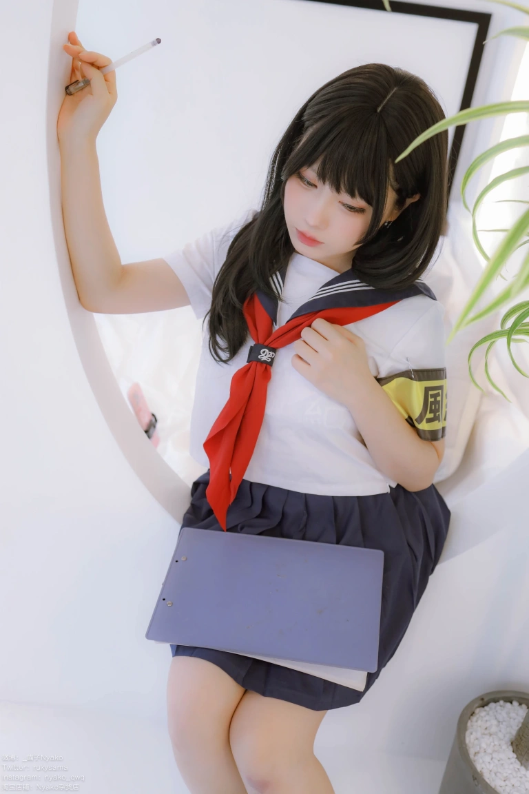 Nyako喵子《风纪委员》主题写真：85张全套美图，含1个视频
