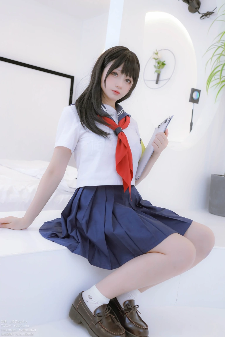 Nyako喵子《风纪委员》主题写真：85张全套美图，含1个视频