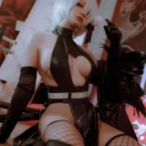 Nyako喵子《2B同人旗袍》主题写真：43张全套美图