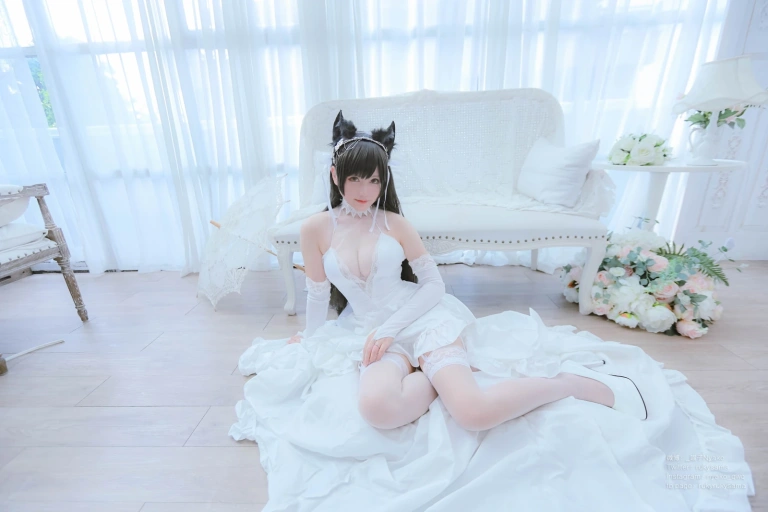 Nyako喵子《爱宕婚纱》主题写真：62张全套美图