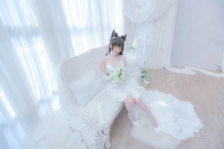 Nyako喵子《爱宕婚纱》主题写真：62张全套美图