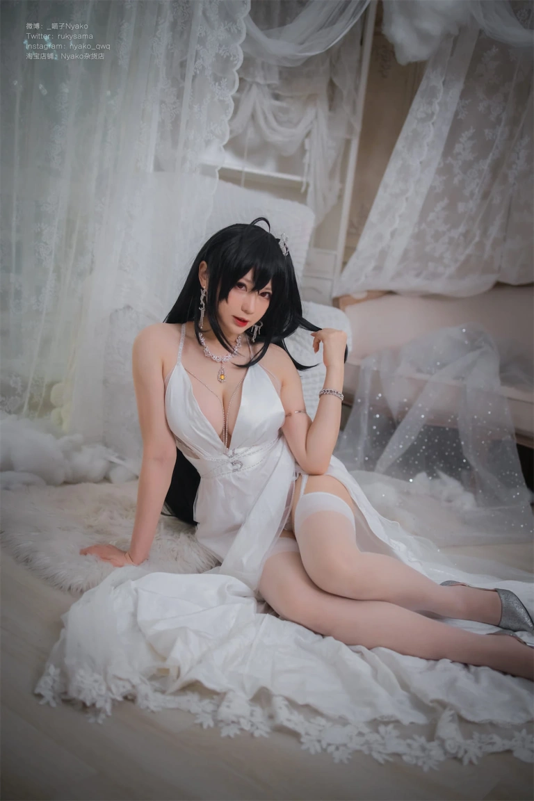 Nyako喵子《大凤纯白婚纱》主题写真：65张全套美图