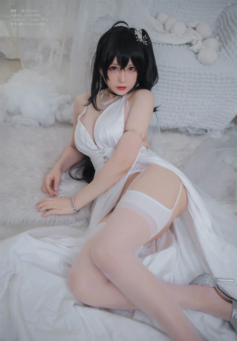 Nyako喵子《大凤纯白婚纱》主题写真：65张全套美图