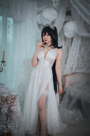 Nyako喵子《大凤纯白婚纱》主题写真：65张全套美图