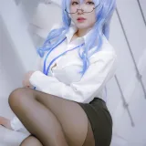 Nyako喵子《原神 甘雨OL》主题写真：79张全套美图