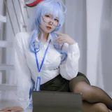 Nyako喵子《原神 甘雨OL》主题写真：79张全套美图