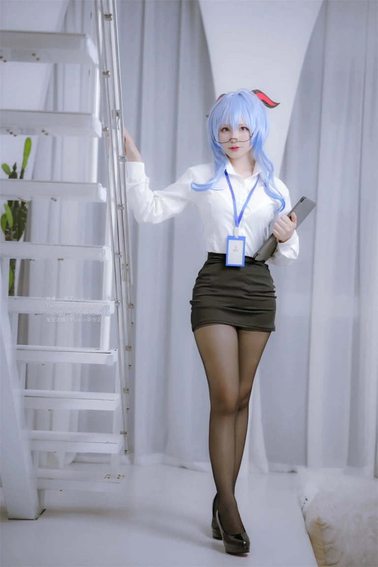Nyako喵子《原神 甘雨OL》主题写真：79张全套美图