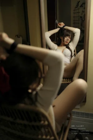 Nyako喵子《縛られたの人妻》主题写真：125张全套美图，含5个视频