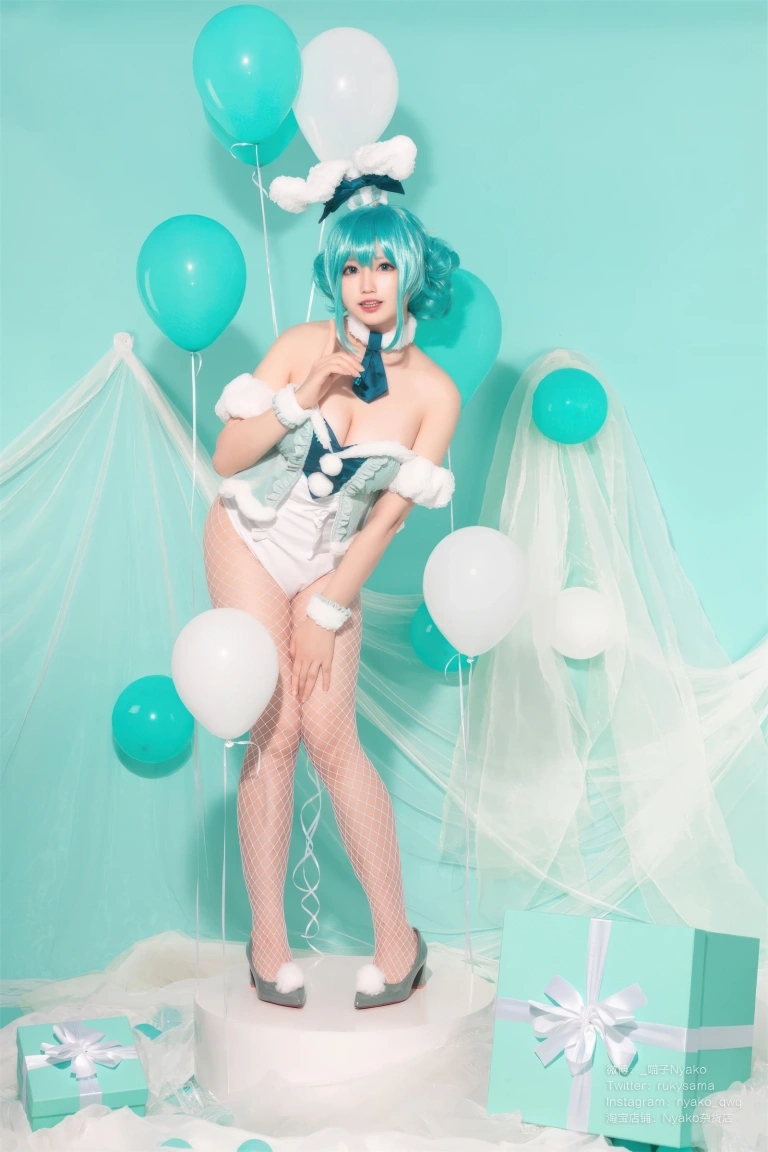 Nyako喵子《初音白兔》主题写真：41张全套美图