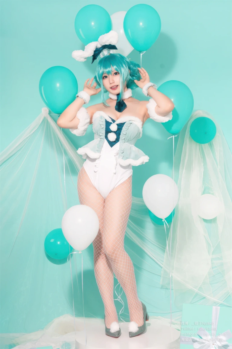 Nyako喵子《初音白兔》主题写真：41张全套美图