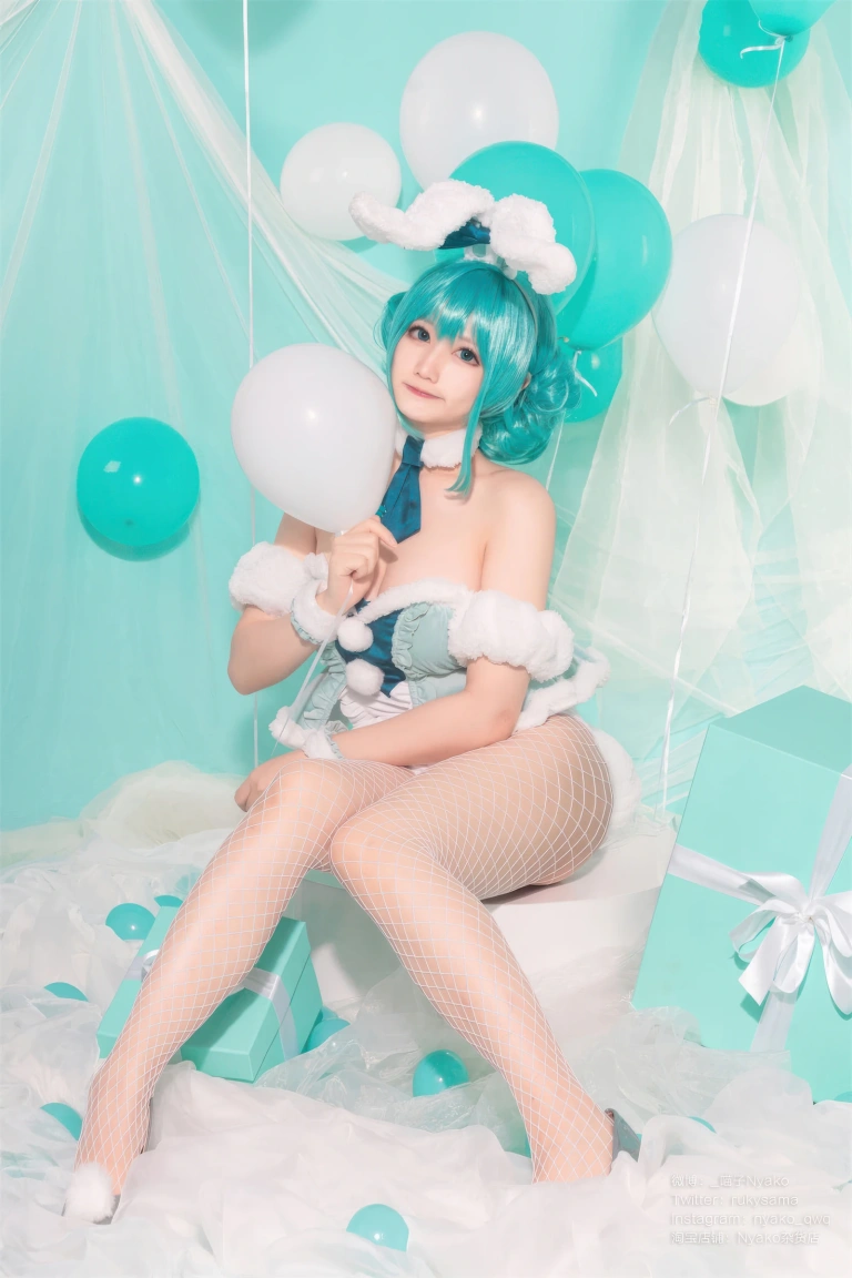 Nyako喵子《初音白兔》主题写真：41张全套美图