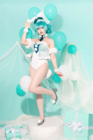 Nyako喵子《初音白兔》主题写真：41张全套美图