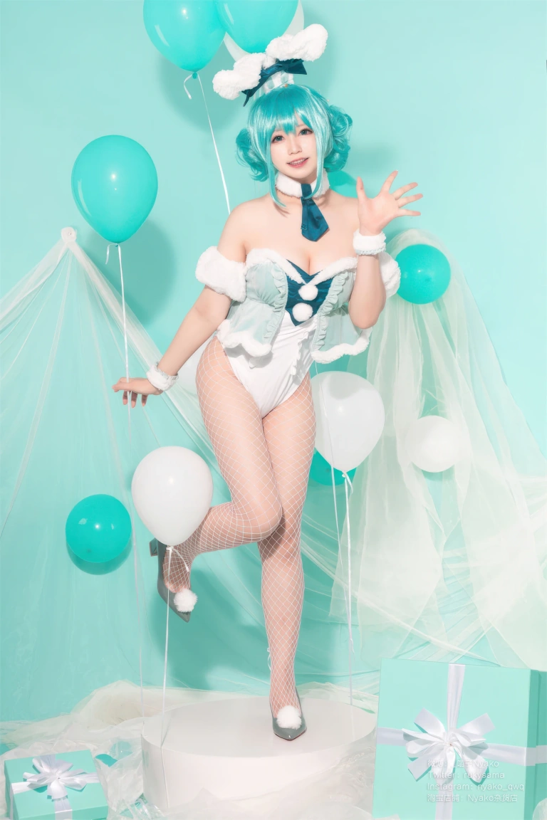 Nyako喵子《初音白兔》主题写真：41张全套美图