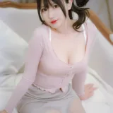 Nyako喵子《姐姐本》主题写真：306张全套美图，含2个视频