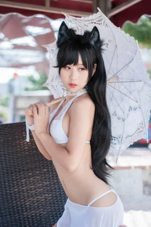 萌芽儿o0《爱宕泳装》主题写真：30张全套美图