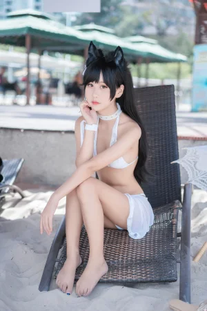 萌芽儿o0《爱宕泳装》主题写真：30张全套美图