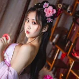 萌芽儿o0《古装 大象套套》主题写真：20张全套美图