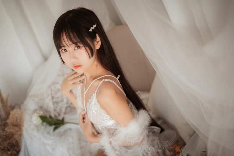 萌芽儿o0《毛绒内衣》主题写真：27张全套美图