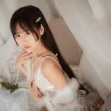 萌芽儿o0《毛绒内衣》主题写真：27张全套美图