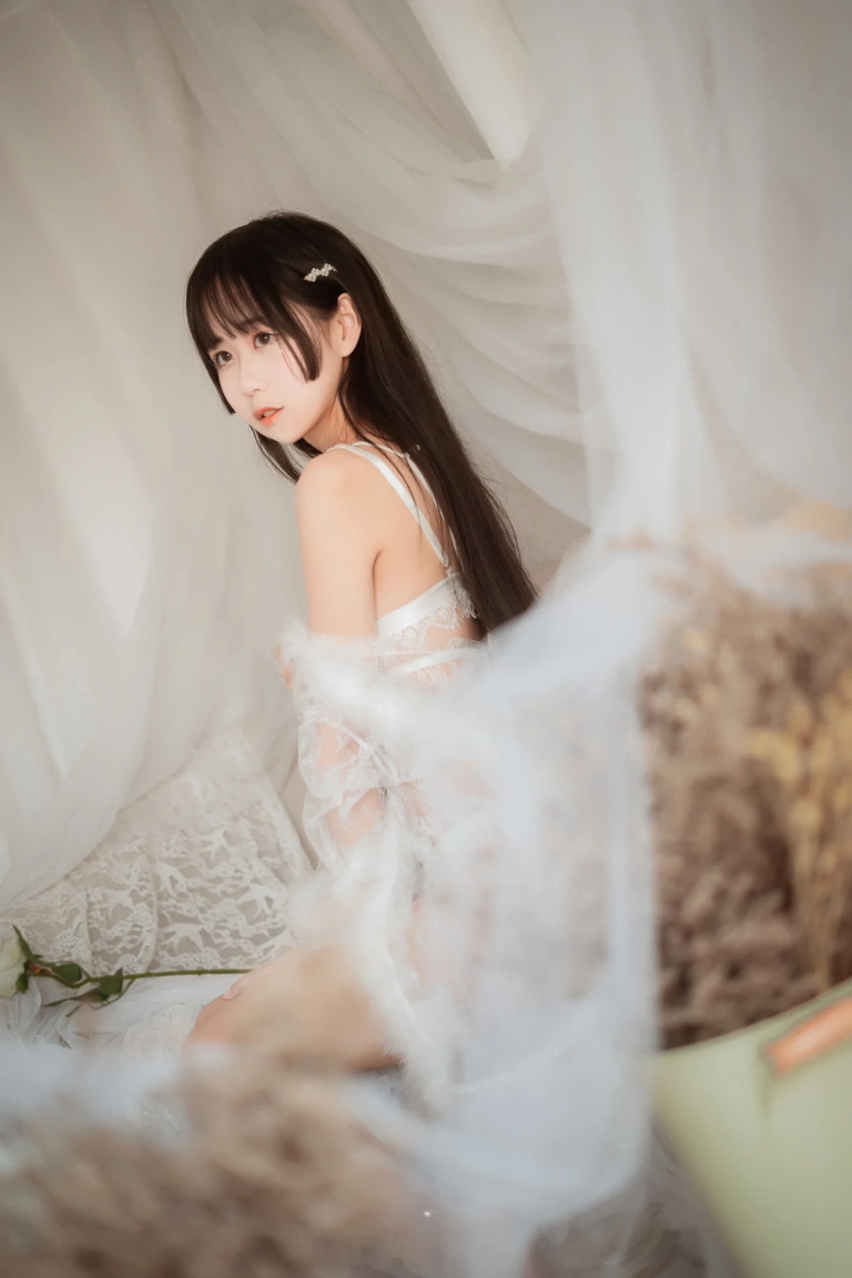萌芽儿o0《毛绒内衣》主题写真：27张全套美图