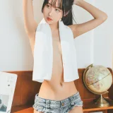 萌芽儿o0《少女午后》主题写真：40张全套美图