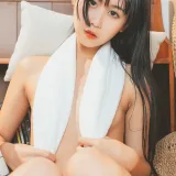 萌芽儿o0《少女午后》主题写真：40张全套美图