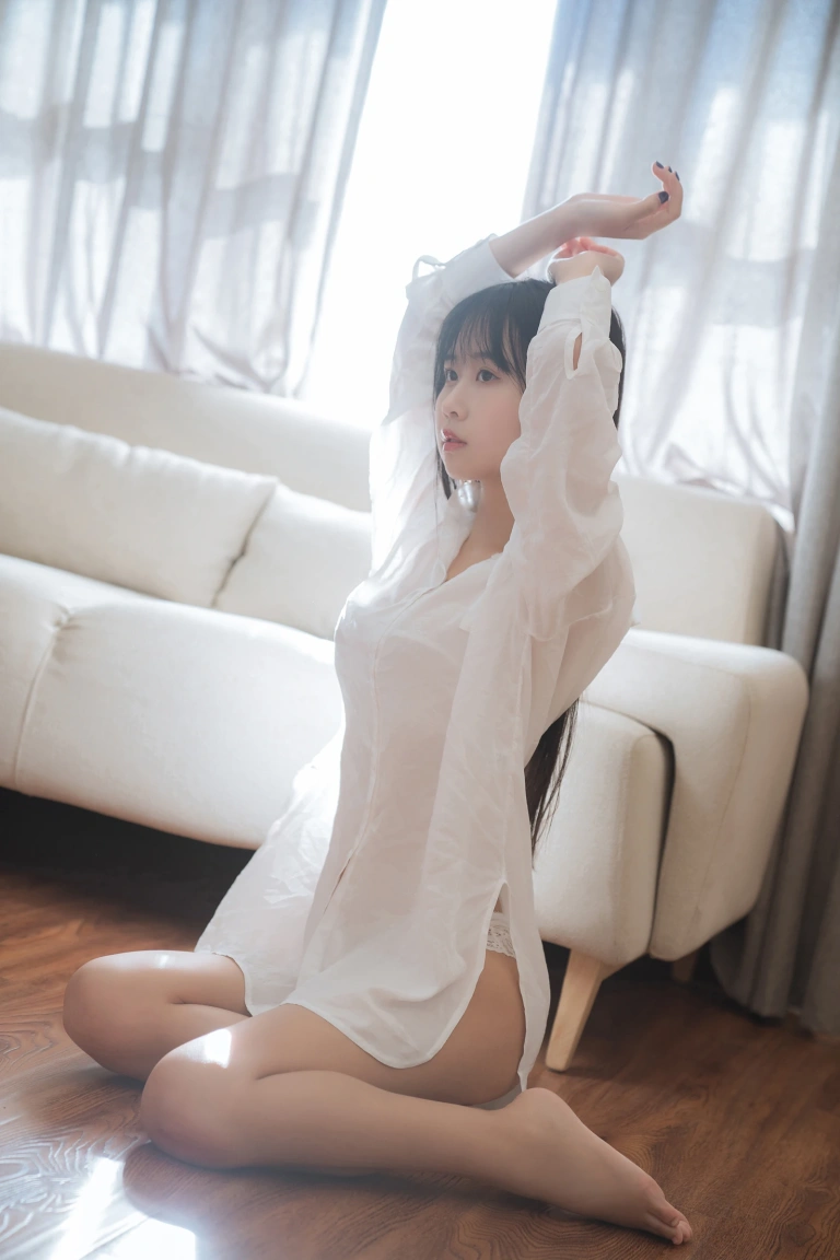 萌芽儿o0《浴缸》主题写真：72张全套美图