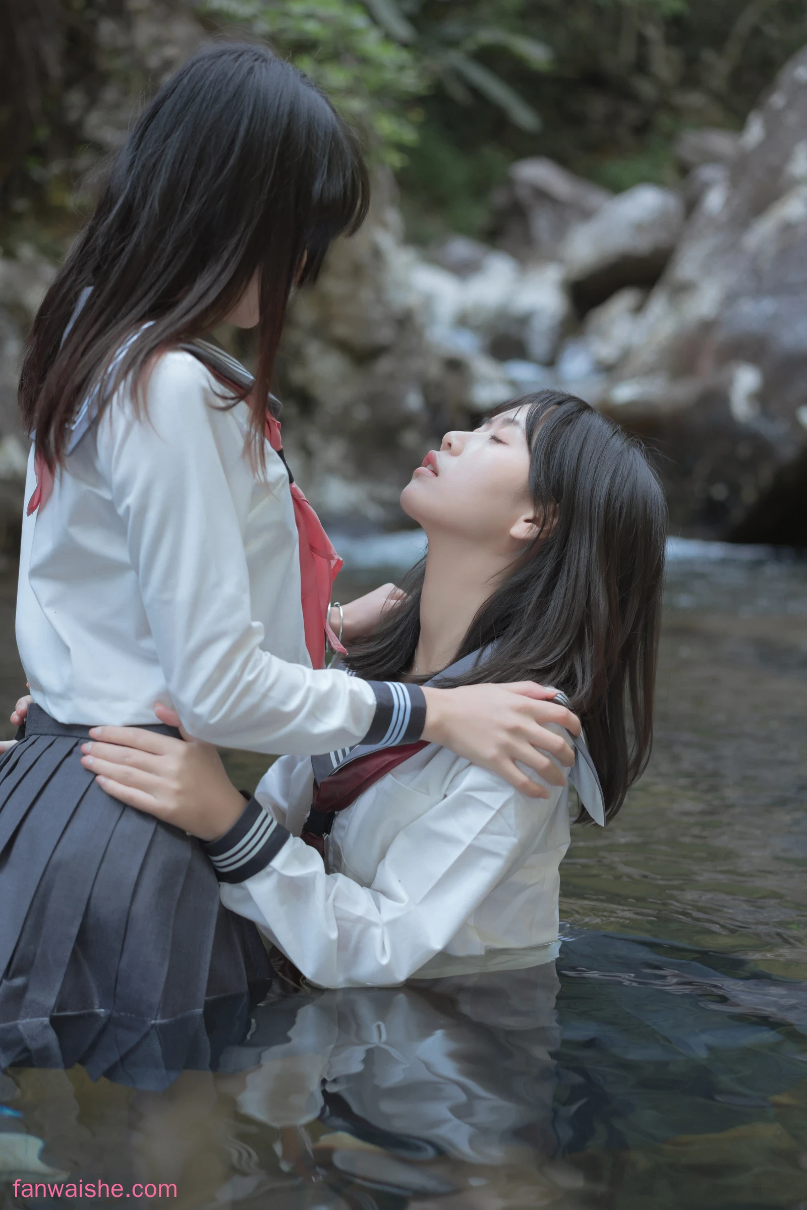 萌芽儿o0 萌芽儿o0 NO.018 - 小溪JK百合(&请叫我若生)