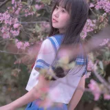 萌芽儿o0《樱花jk》主题写真：30张全套美图