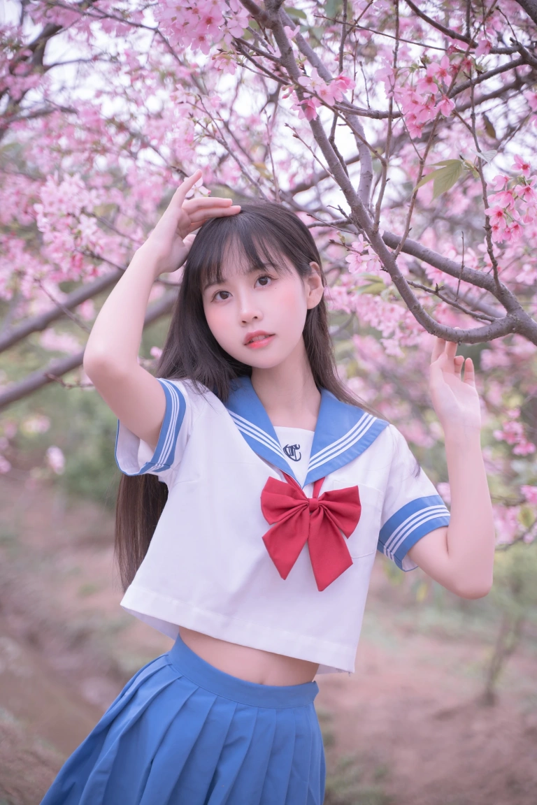 萌芽儿o0《樱花jk》主题写真：30张全套美图
