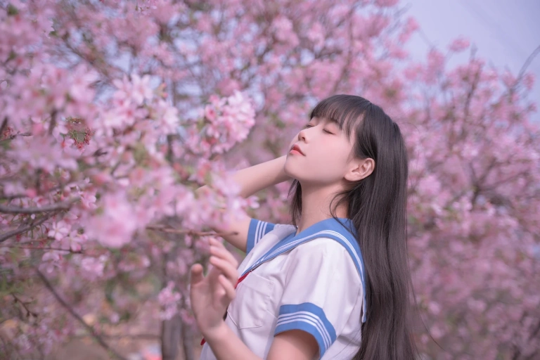 萌芽儿o0《樱花jk》主题写真：30张全套美图